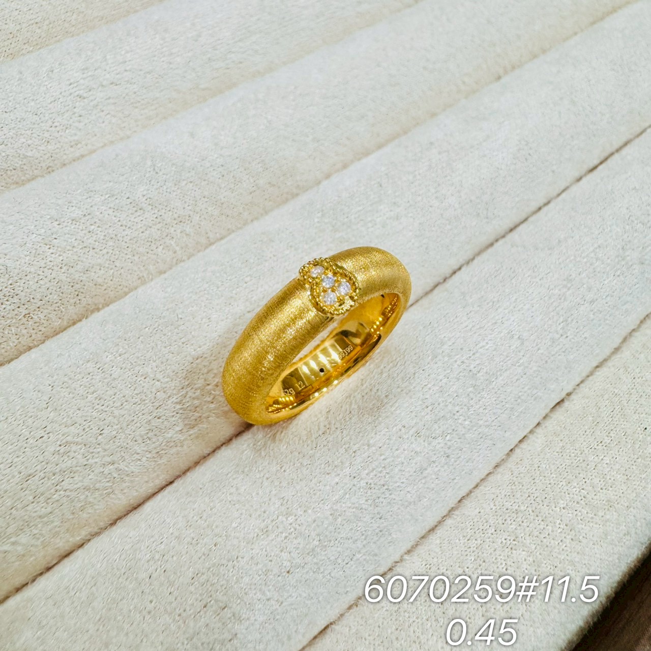 9999純金戒指 · 9999 純金戒指 · 金閃閃銀樓