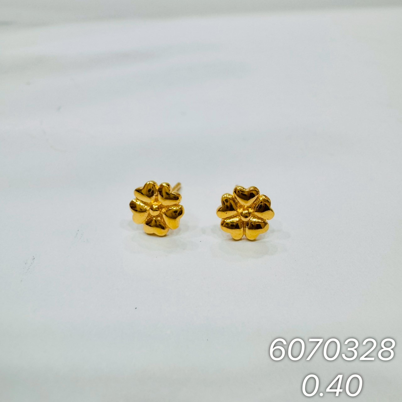 9999純金耳環 · 9999 純金耳環 · 金閃閃銀樓