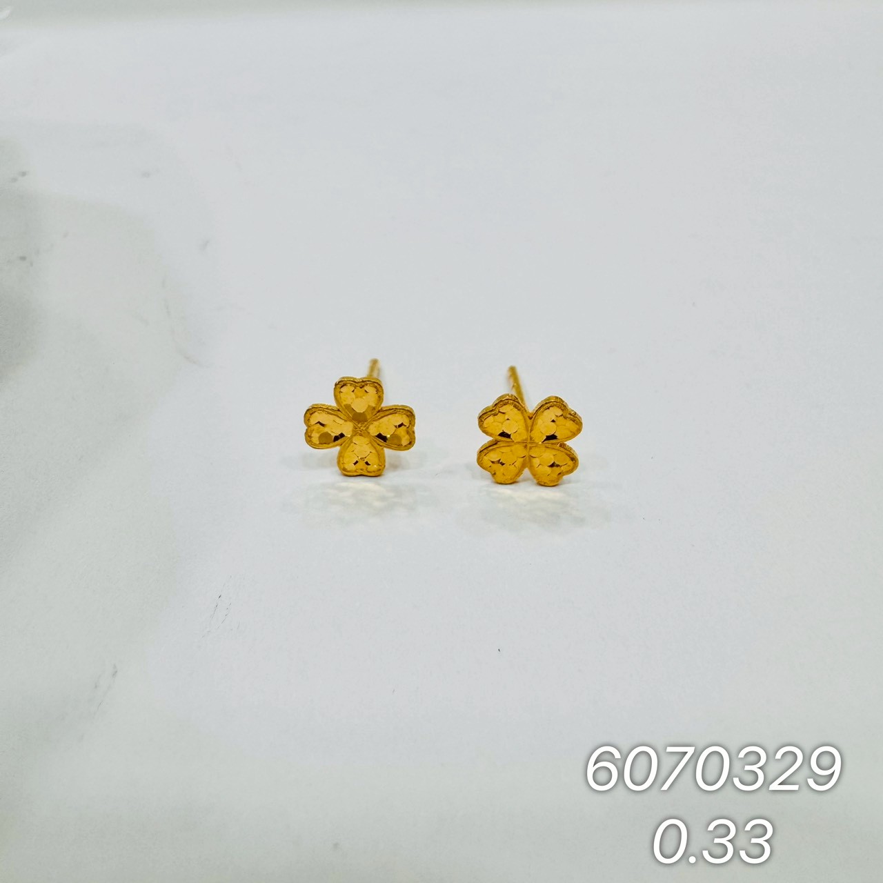 9999純金耳環 · 9999 純金耳環 · 金閃閃銀樓