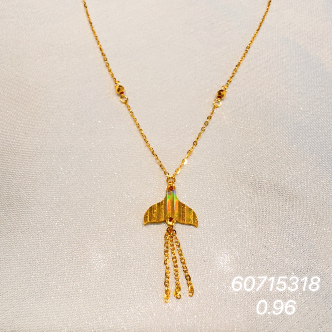 9999純金煥彩項鍊 · 9999 純金金飾 · 金閃閃銀樓