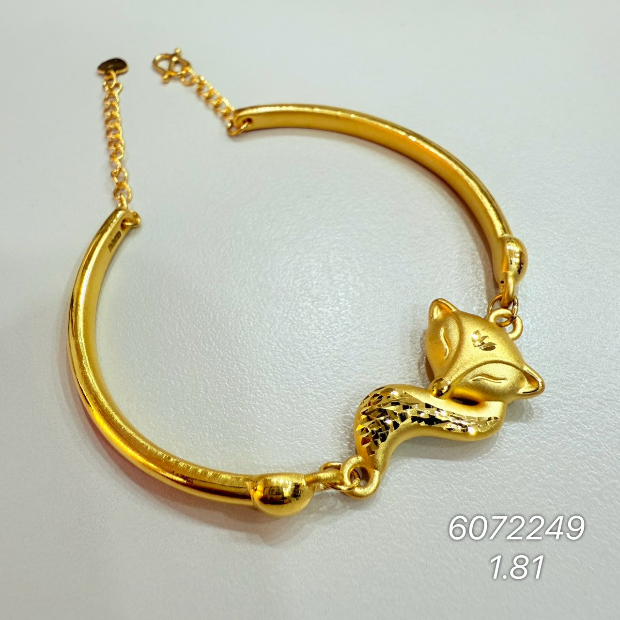 9999純金手環 · 9999 純金金飾 · 金閃閃銀樓