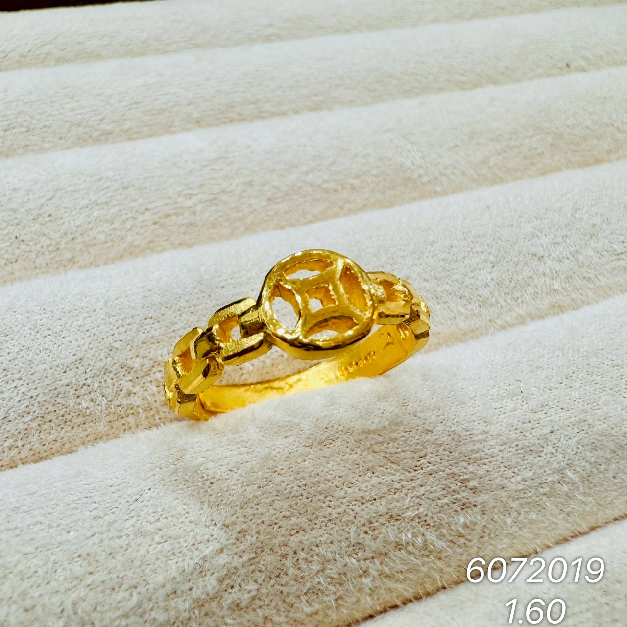 9999純金戒指 · 9999 純金戒指 · 金閃閃銀樓