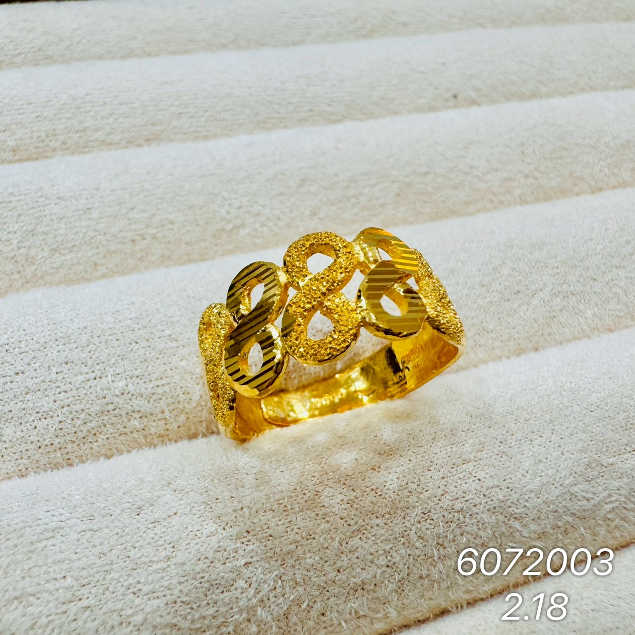 9999純金戒指 · 9999 純金戒指 · 金閃閃銀樓