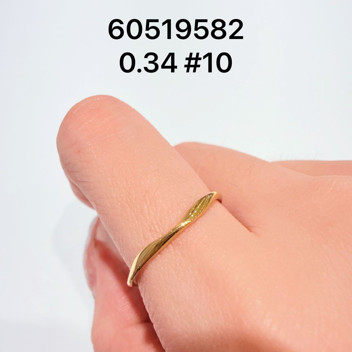 莫比烏斯對戒 · 0.34 錢 · 9999 純金對戒