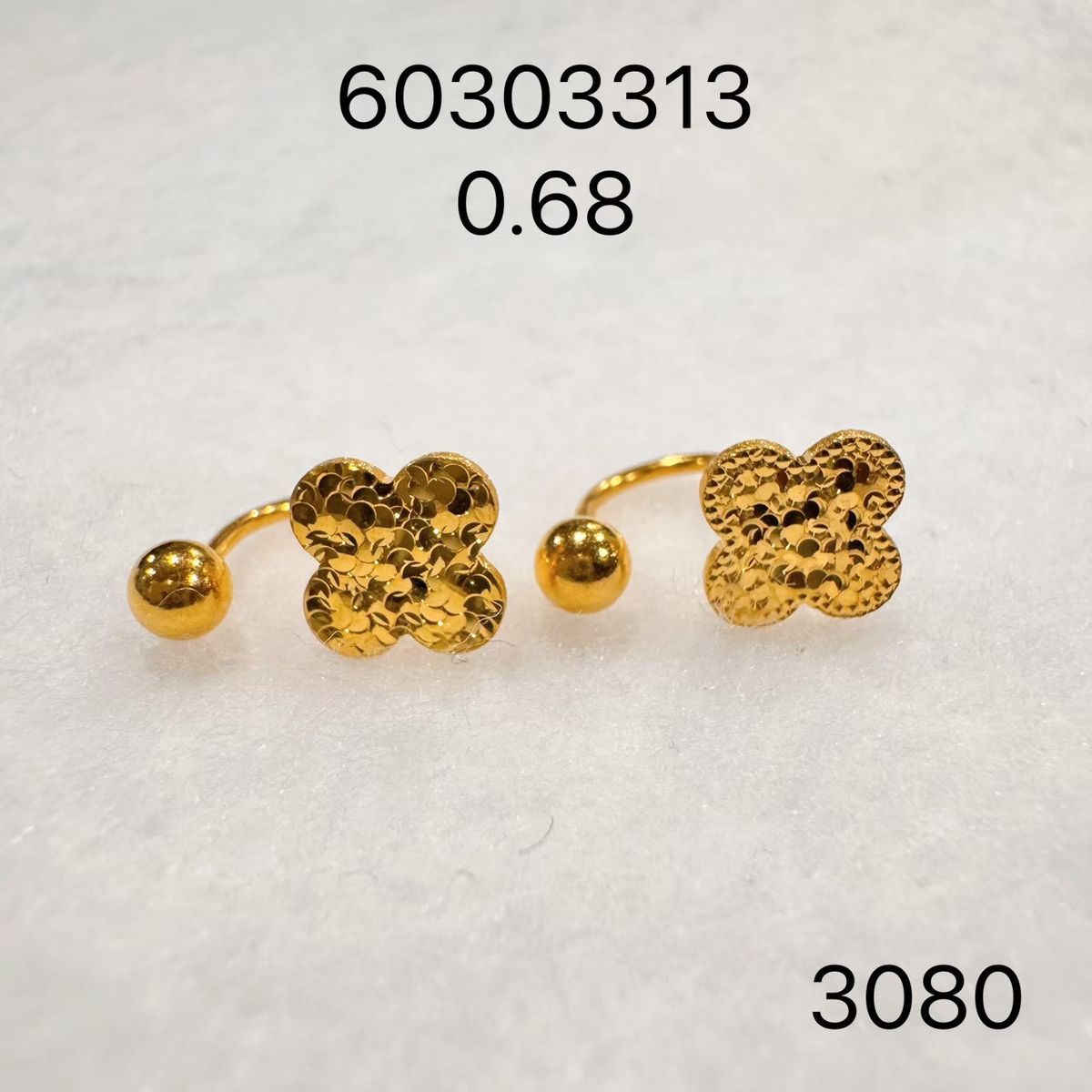 球珠造型耳環(系列推估) · 9999 純金耳環